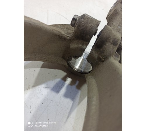 Вилка амортизатора (передняя, правая)