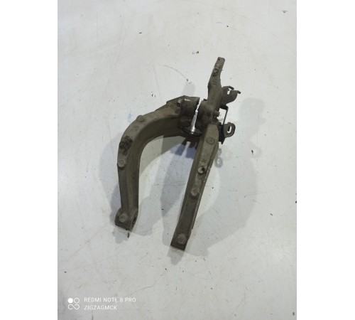 Вилка амортизатора (передняя, правая)