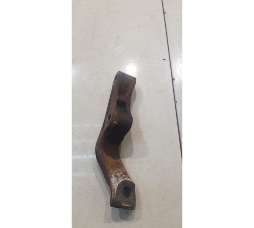 крепеж двигателя