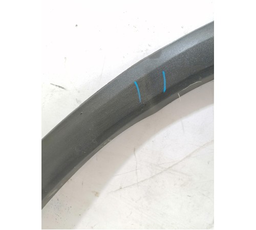 Накладка крыла передняя правая