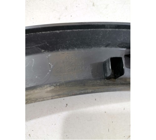 Накладка крыла передняя правая