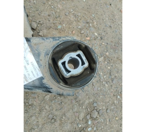 Подрамник задний