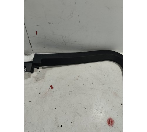 Накладка рамки стекла двери передняя левая внутренняя