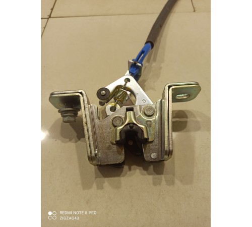 Замок задней спинки сиденья(правый)