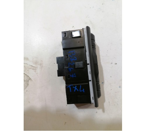 Блок кнопок корректора фар