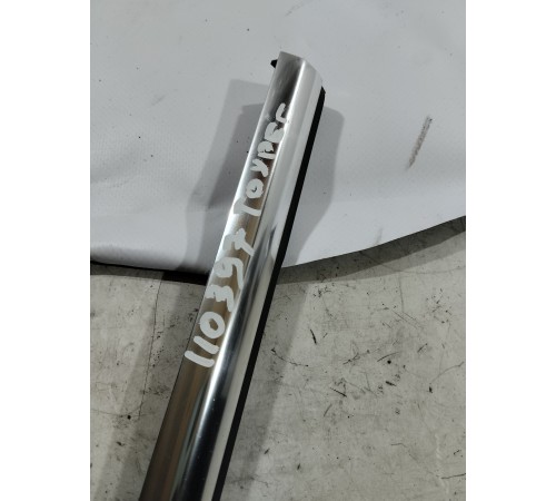 Уплотнитель стекла (задний левый наружный)