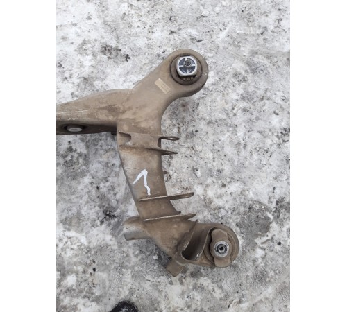 Балка подвески задняя (подрамник)