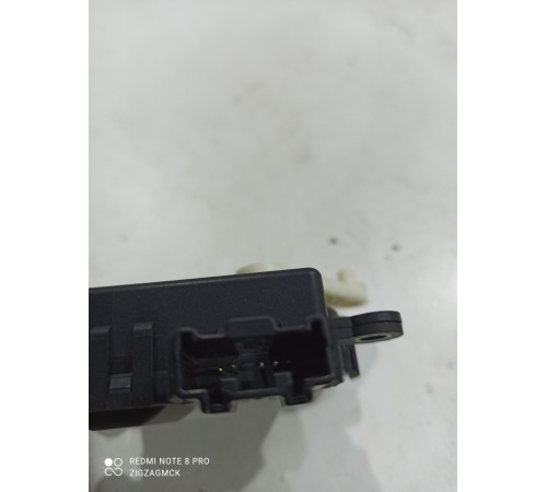 Моторчик привода заслонок отопителя