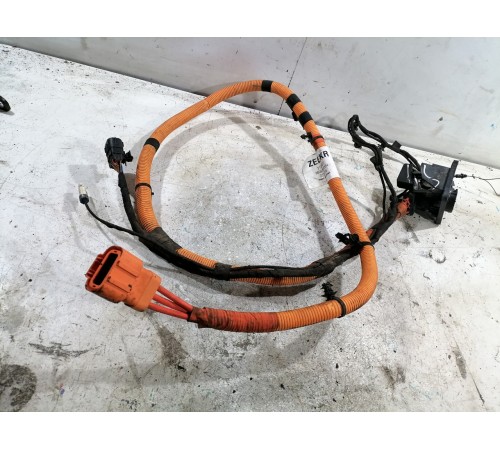 Кабель передней зарядки