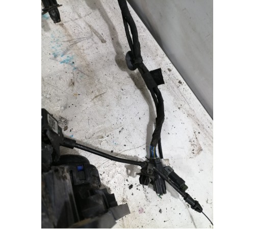 Кабель передней зарядки