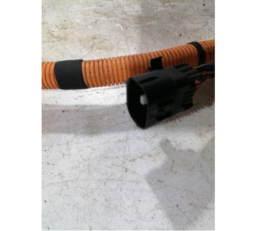 Кабель передней зарядки