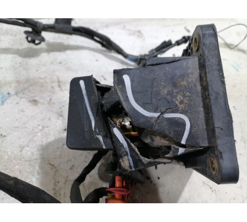 Кабель передней зарядки