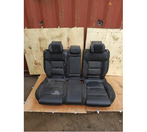 Задний ряд сидений