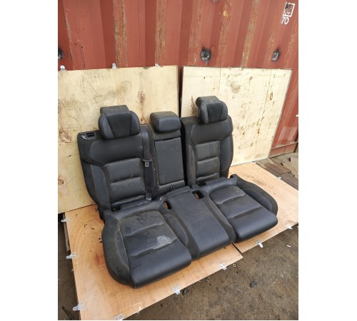 Задний ряд сидений