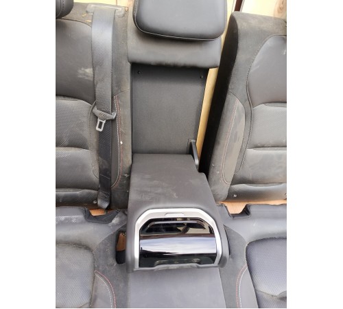 Задний ряд сидений