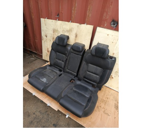 Задний ряд сидений