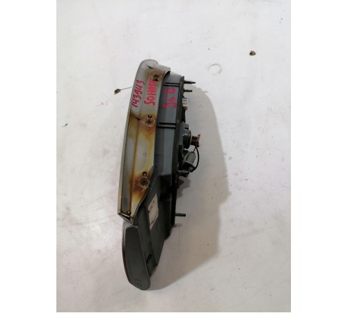 Фонарь крышки багажника левый