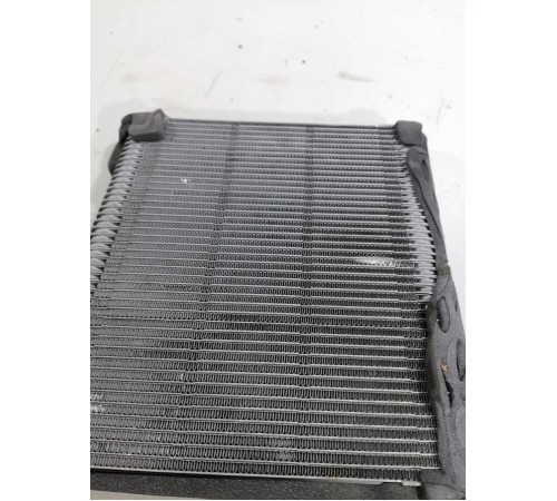 Радиатор, испаритель кондиционера