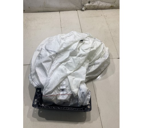 Подушка безопасности пассажира