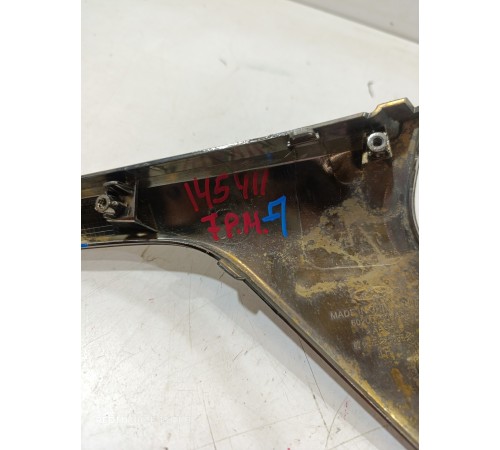 Накладка переднего бампера левая, молдинг