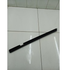 Уплотнитель стекла задний правый внутренний