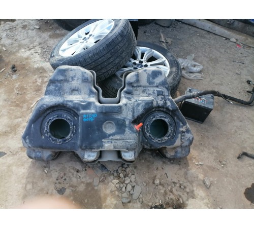 Топливный бак , бензин