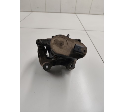 Суппорт задний правый