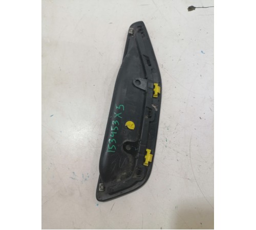 Накладка переднего крыла левая