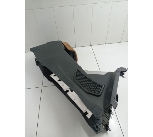 Центральная консоль (с подлокотником)