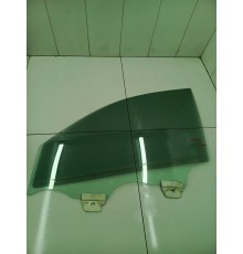 Стекло двери переднее левое