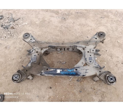 Балка задняя подрамник