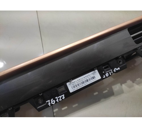 Накладка торпедо декоративная