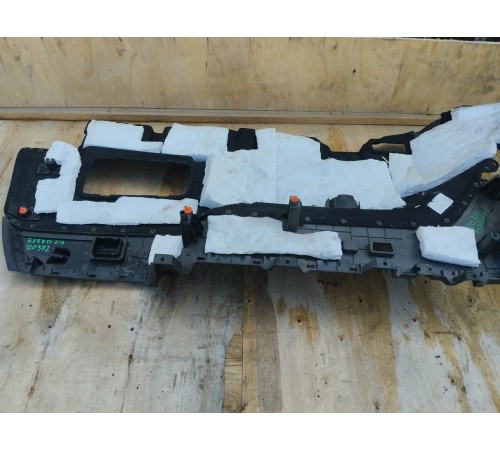 Обшивка багажника левая