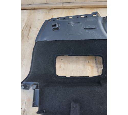 Обшивка багажника левая