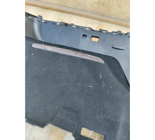 Обшивка багажника левая