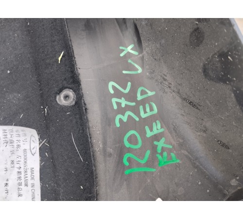 Обшивка багажника левая