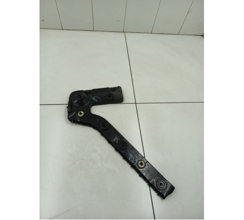 Кронштейн заднего бампера правый