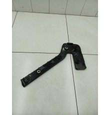 Кронштейн заднего бампера правый