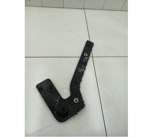 Кронштейн заднего бампера правый