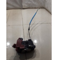 Замок двери (передний, правый)