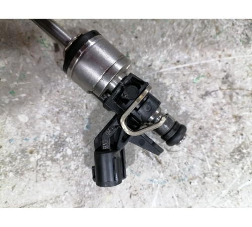 Форсунка топливная распределитель впрыска