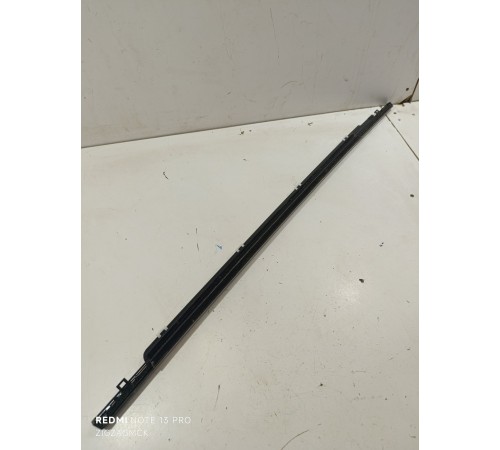 Уплотнитель стекла задний левый наружный