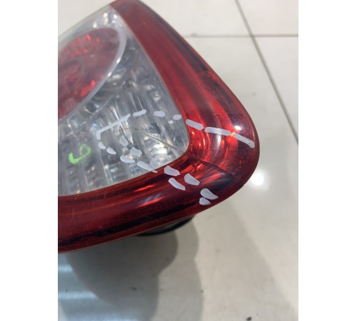 Фонарь задний правый