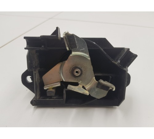 Ручка открывания крышки багажника