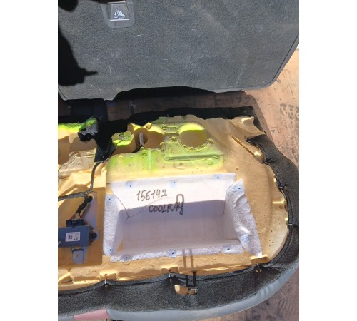 Задний ряд сидений