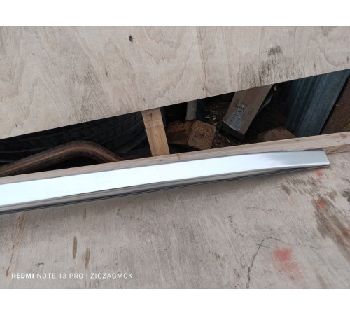 Рейлинг крыши правый