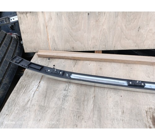 Рейлинг крыши правый