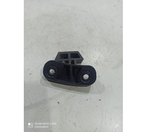 Отбойник двери правый