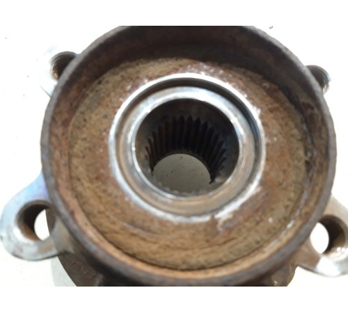 Ступица (задняя, правая)