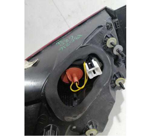 Фонарь наружний левый